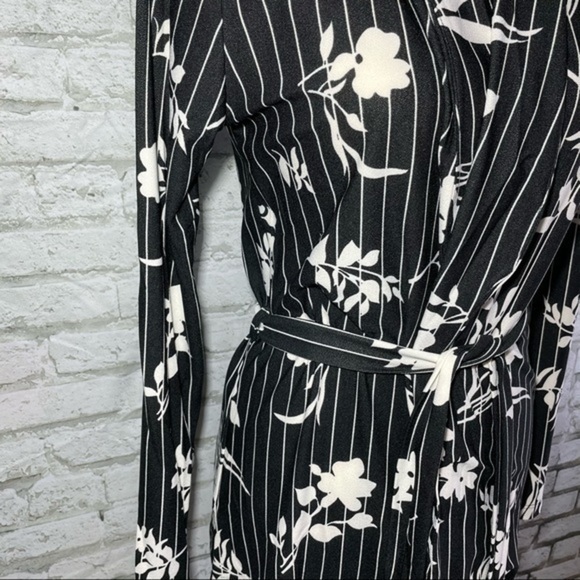 MILAN KISS Black White Floral Jacket Medium - Picture 9 of 16